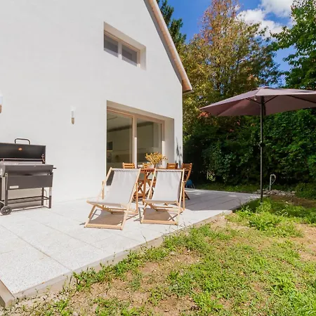 Bbq Terrace Balaton 2br Apartment