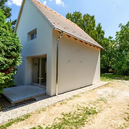Bbq Terrace Balaton 2br *